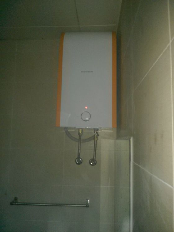 동성로 반월빌딩 경동스텐전기온수기30L설치현장