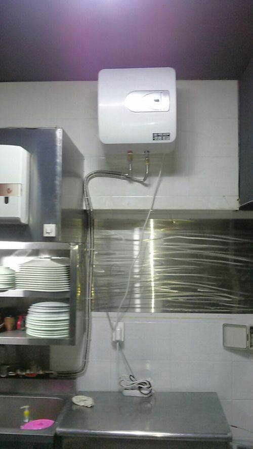 범어네거리 송정생고기전문점 경동전기온수기 30L설치