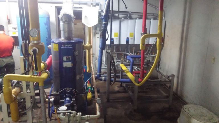 칠성동 한성병원 진공보일러및온수탱크 철거후 중형보일러 NPW케스케이드 설치