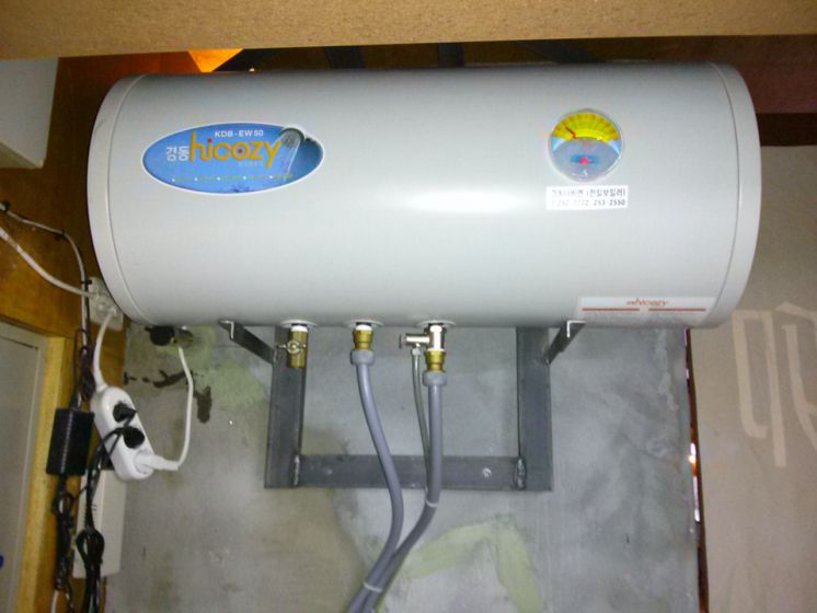 공평동커피숍경동전기온수기50L설치현장