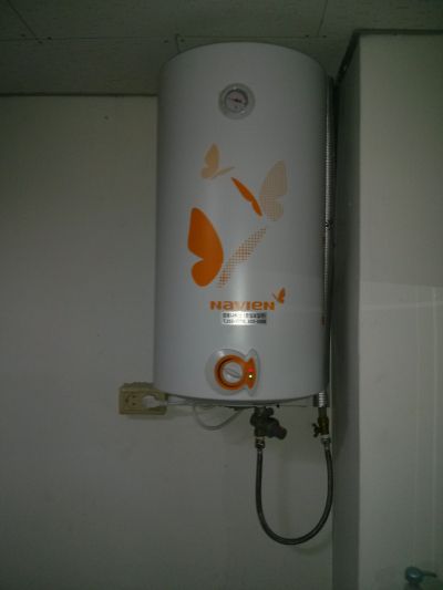 성화여고남자샤워장경동50L벽걸이설치현장