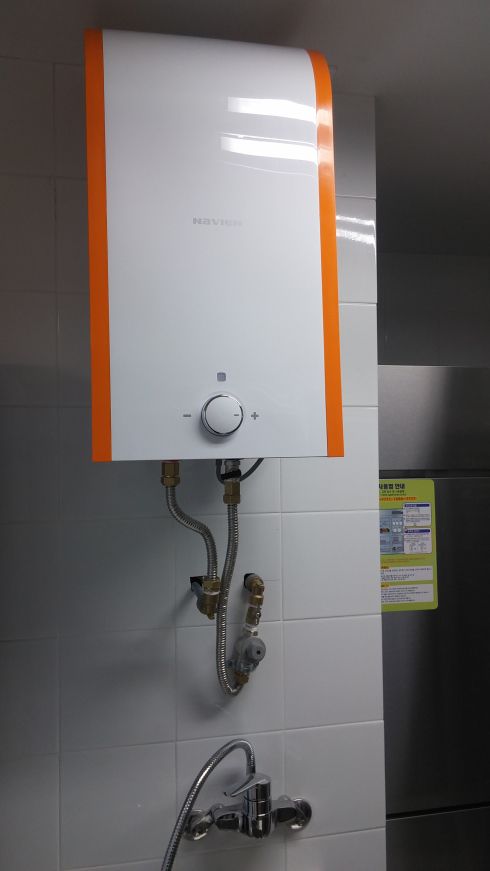 파리바게트 서문시장점 경동스텐전기온수기 30L 설치