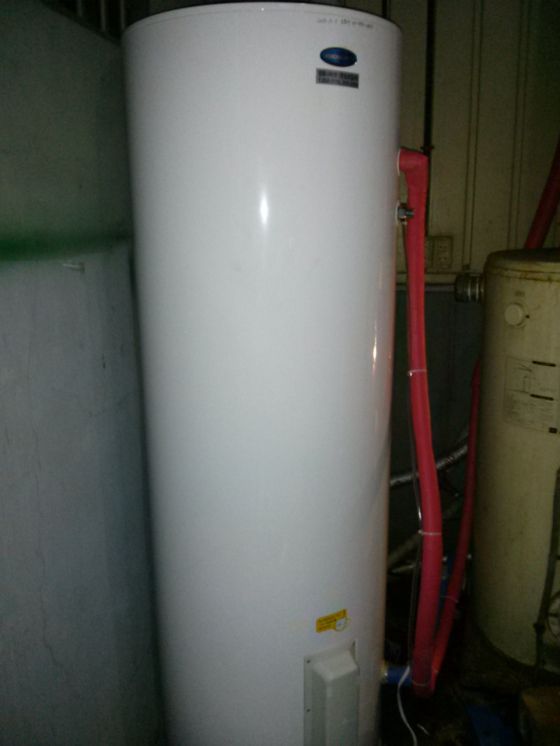 노원동태광섬유핫슈스텐전기온수기300L설치현장