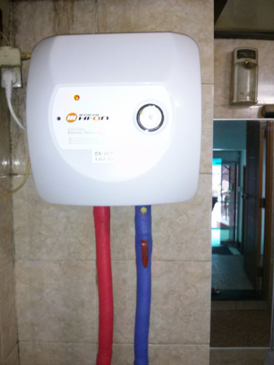 대구교차로1층화장실핫슈스텐전기온수기15L설치현장