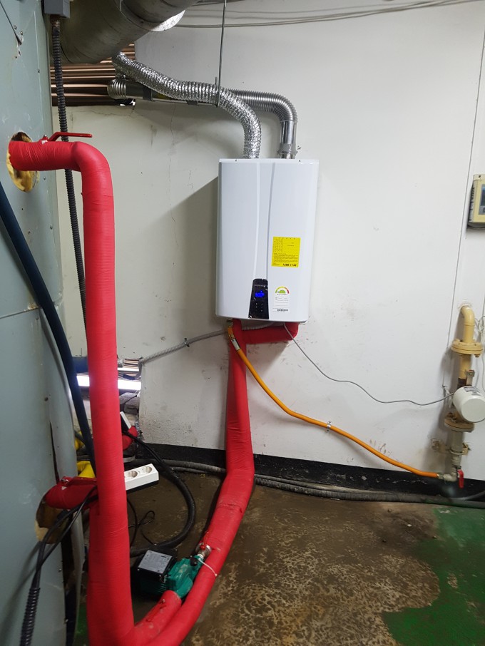 영천디엠씨공장 경동콘덴싱가스온수기 NPW48KS 설치