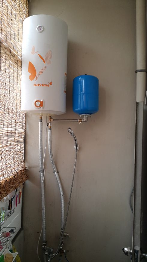 남산동 송강사절 경동 저장식 온수기 EW-100N 및 질소탱크 25리터 설치