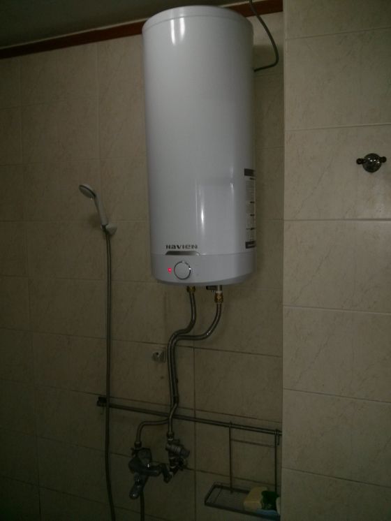 퀸스로드식육점자택경동스텐전기온수기50L설치현장