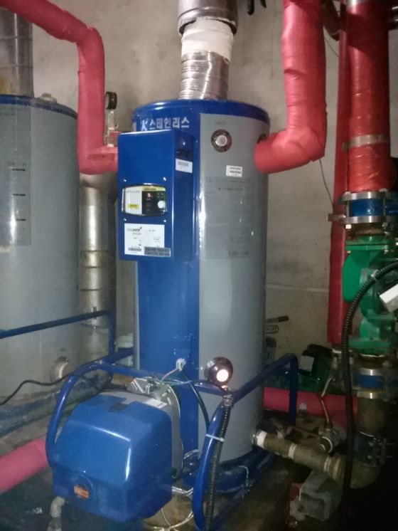향촌동골드캐슬모텔중형난방7만기름보일러설치현장