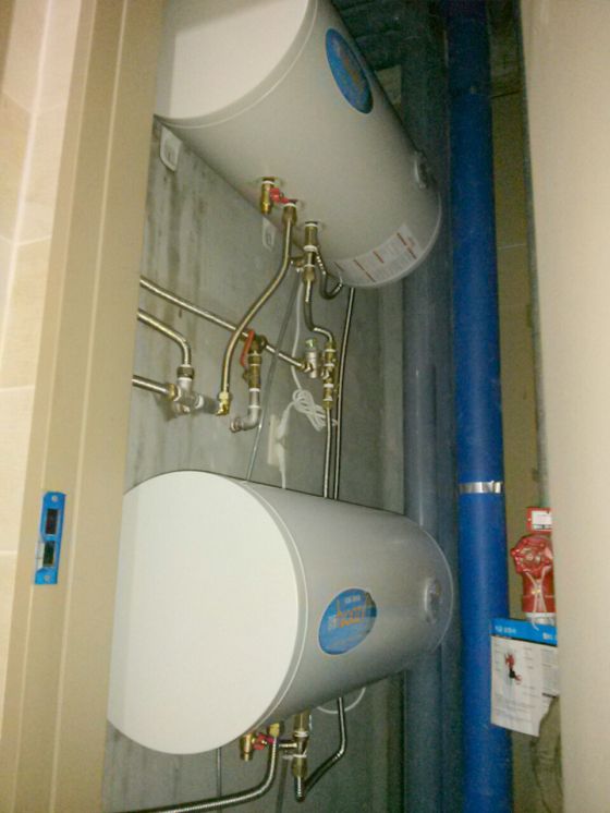 한방박물관 경동전기온수기50L 2대 직렬설치현장